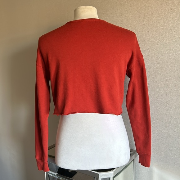 Bella Canvas | Women’s Red Fleece Wisconsin Cropped Sweatshirt - Size S - Picture 2 of 9